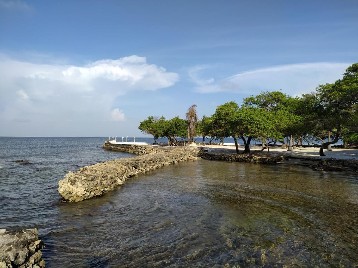 ホテル Sol Y Mar Puerto Limon エクステリア 写真